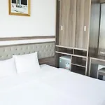 Winston Hotel