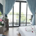 Winston Hotel