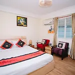 Canary Saigon Hotel