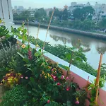 Bee Tropicool