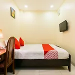 Oyo 422 Nguyen Thanh Hotel