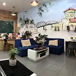 Vy Da Backpackers Hostel