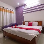 Reddoorz Near Tan Huong Market 2