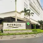 Rivergate Apartment With Central View