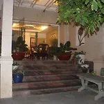 Khach San Sao Mai Xanh