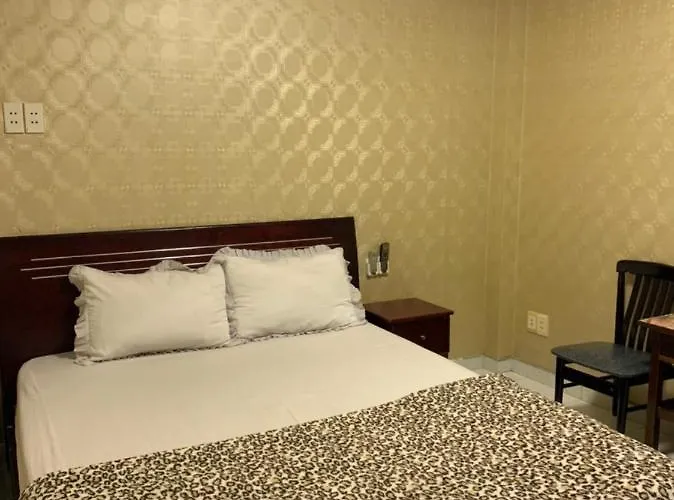 Hoang Yen Nhi Hotel