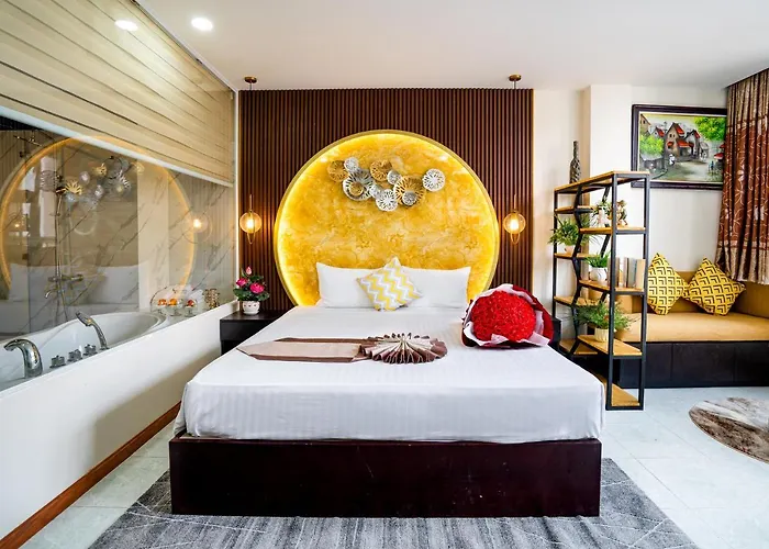 Apro House Saigon Center