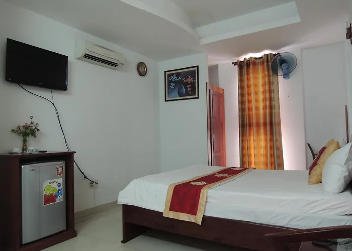 Minh Chau Hotel