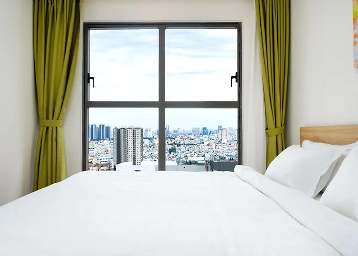 Saigon Royal Apartment 2 Bedrooms Amazing View For Over 30 Nights