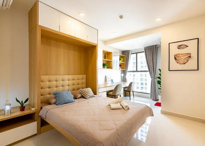 Ct Royal Apartment At Saigon Centre