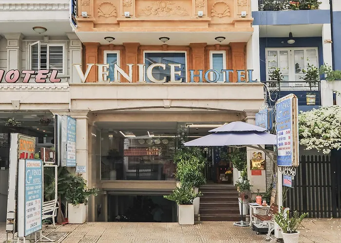 Venice Hotel