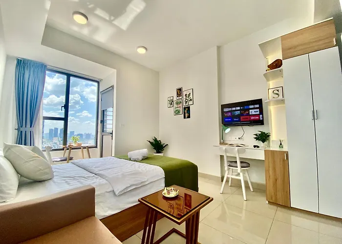 Studio City View High Floor