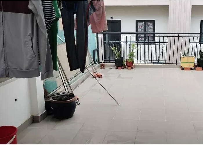Furnished Homestay Near Airport