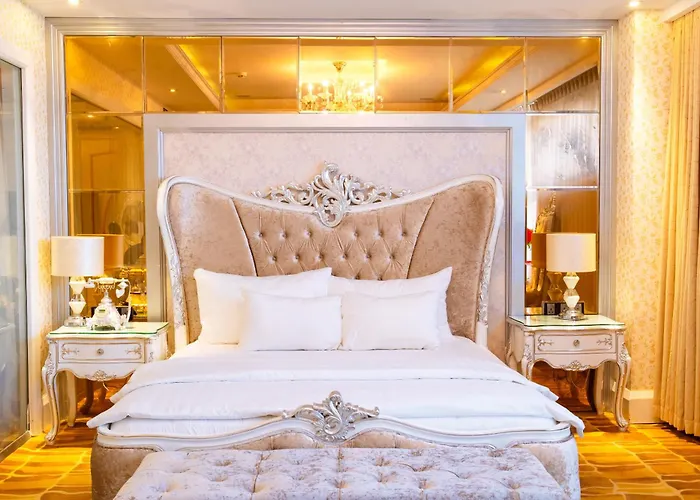 Hoang Trieu Hotel