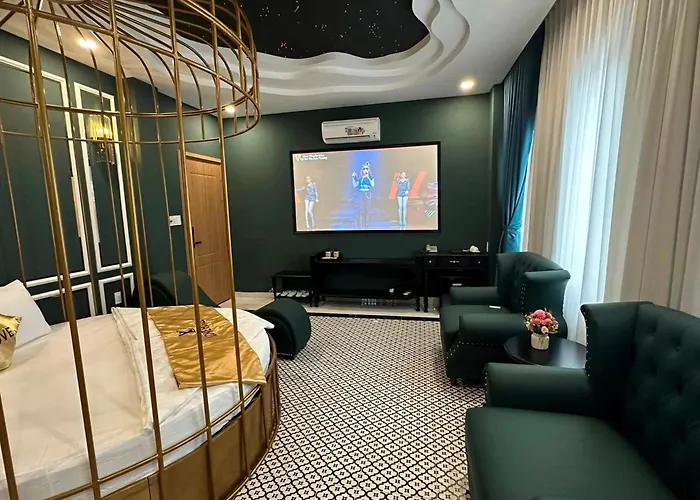 Love Hotel To Ky