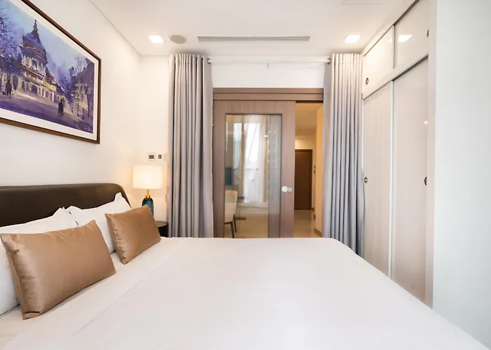 Vera Saigon Apartments - Luxury Landmark 81
