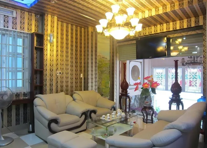 Vy Vy Airport Hotel
