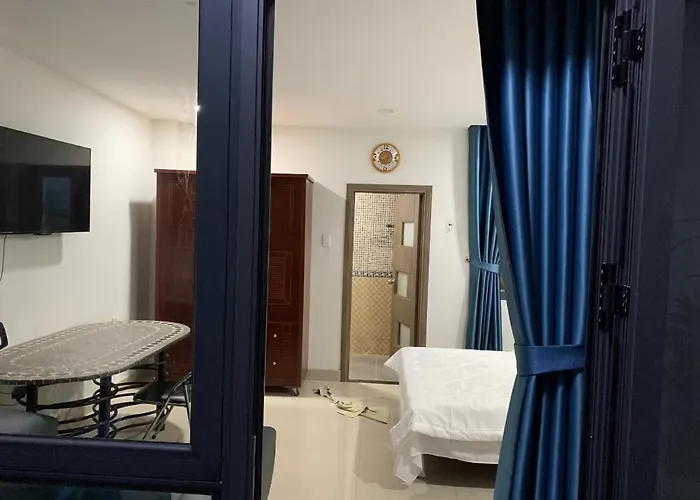 Royal Room With Airy & Spacious Balcony