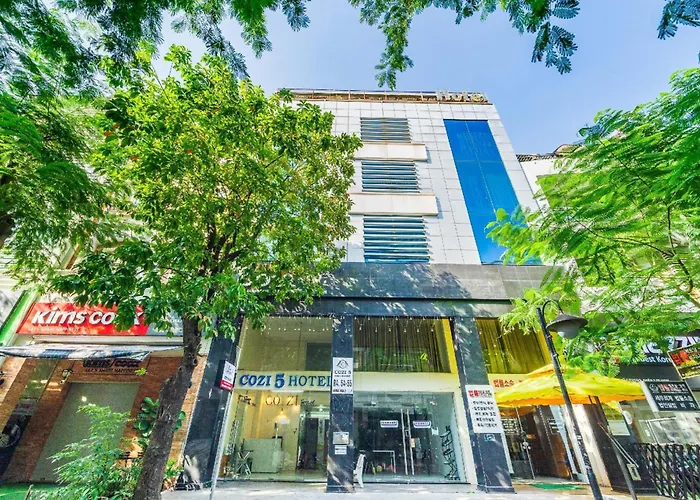 Cozi 5 Serviced Apartment