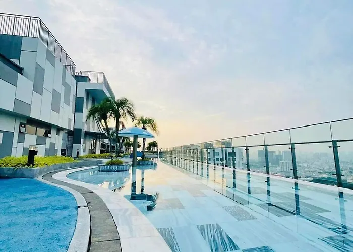 Genbee Harbour View - Infinity Swiming Pool