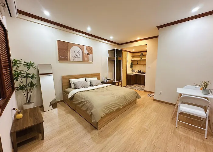 Guava Home 109 - Studio In City Center
