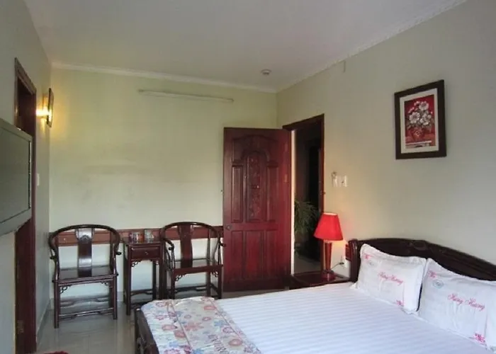 Hung Huong Hotel