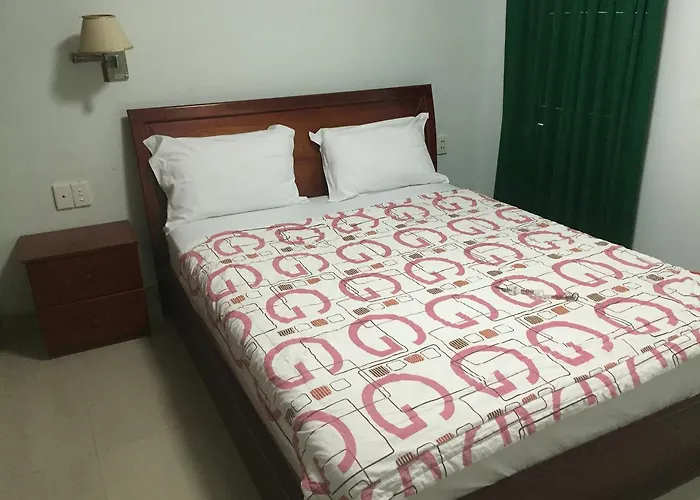 Quy Thanh Hotel