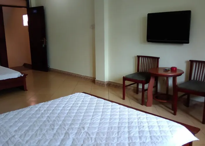 Phong Dan Hotel
