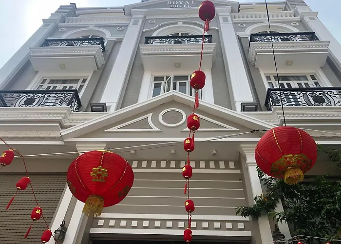 Royal Hotel