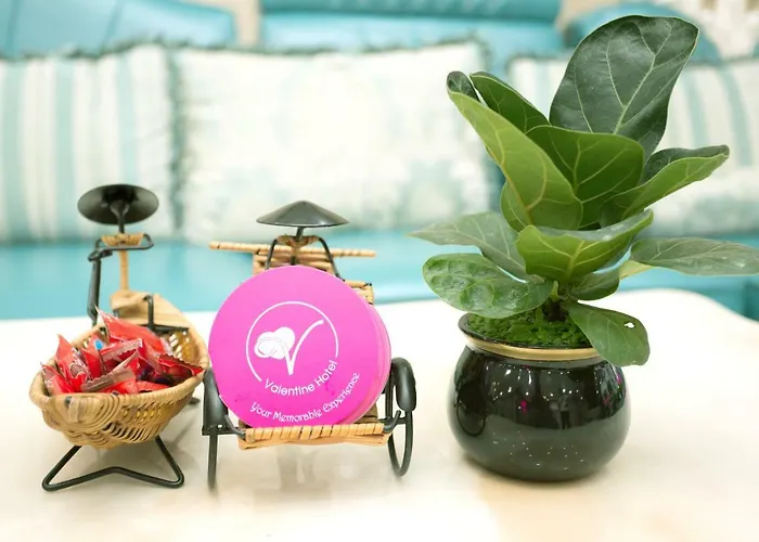 Valentine Hotel Saigon - Bui Vien Street