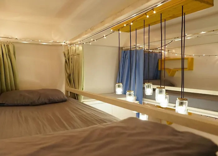 Vietdream Hostel (Adults Only)