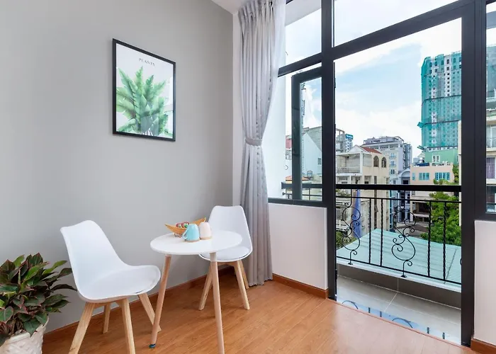 Cozrum Homes Ly Chinh Thang