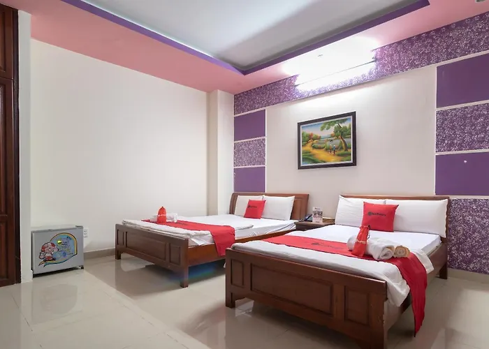 Reddoorz Near Tan Huong Market 2