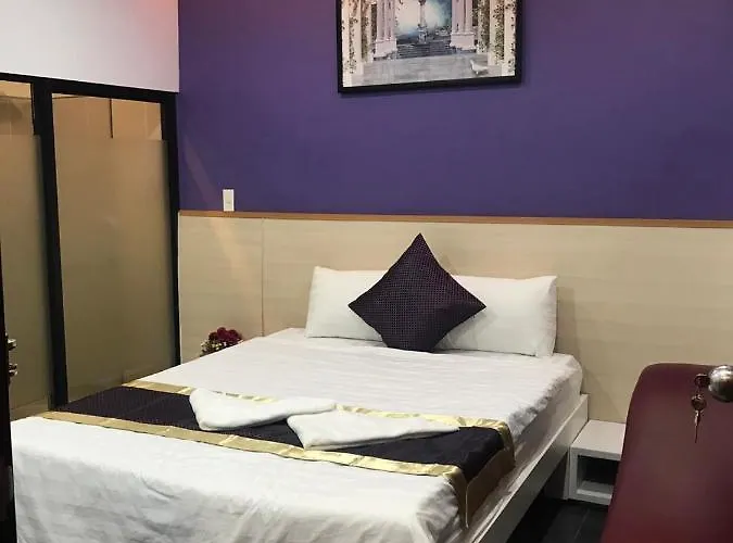 Duc Dat Quang Trung Hotel