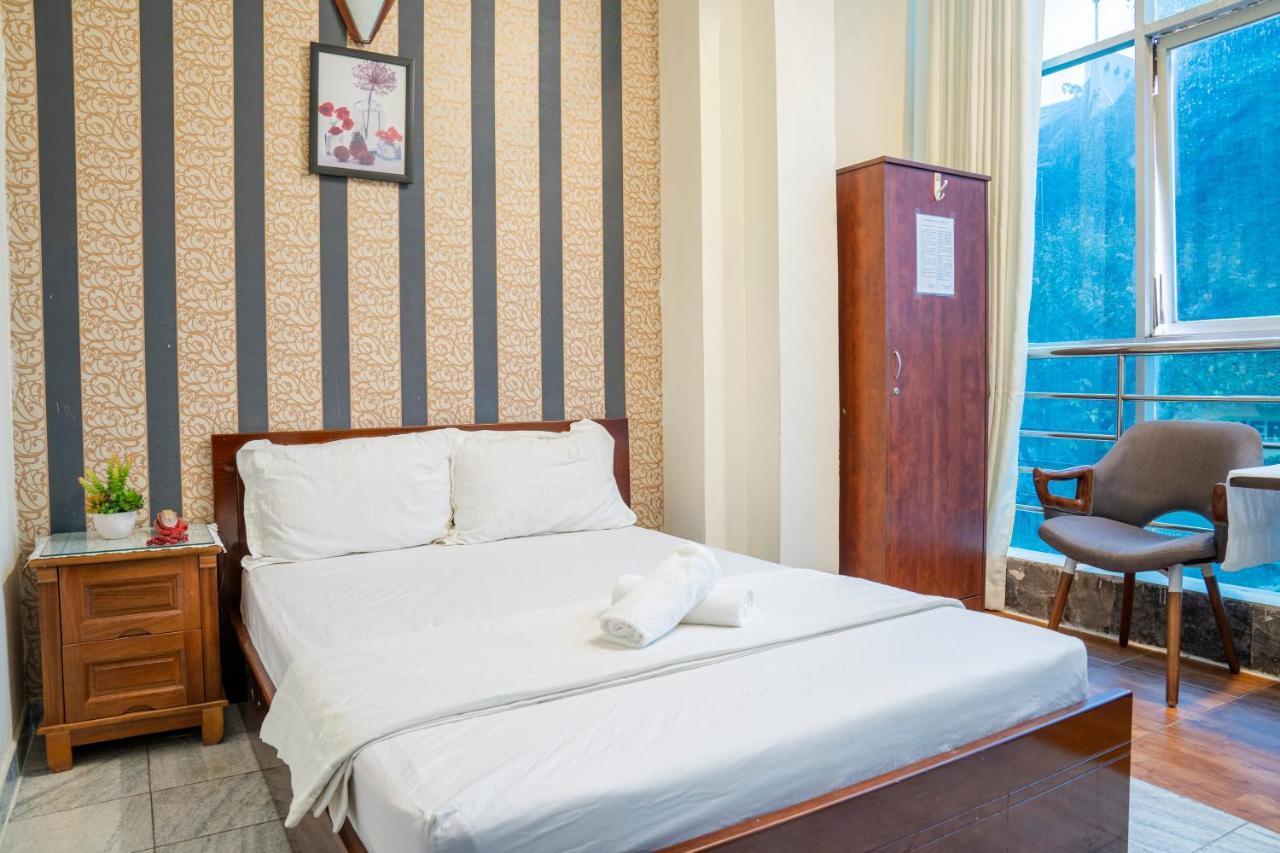 Hotel Aqua Kim Long 2*
