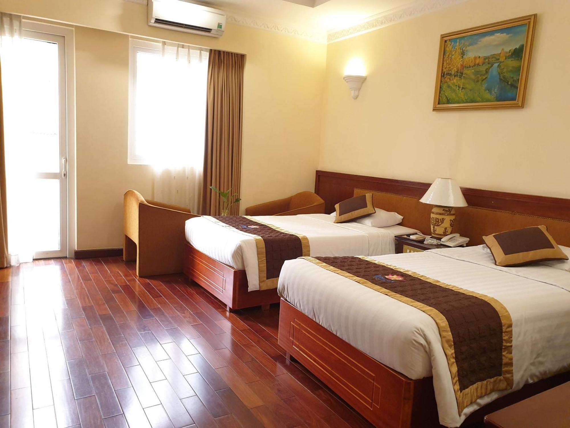 Huong Sen Hotel