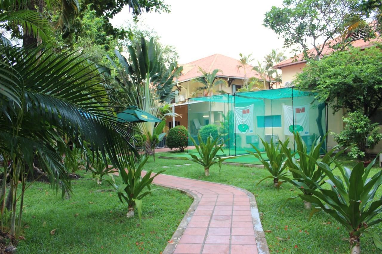 Saigon Village 4*
