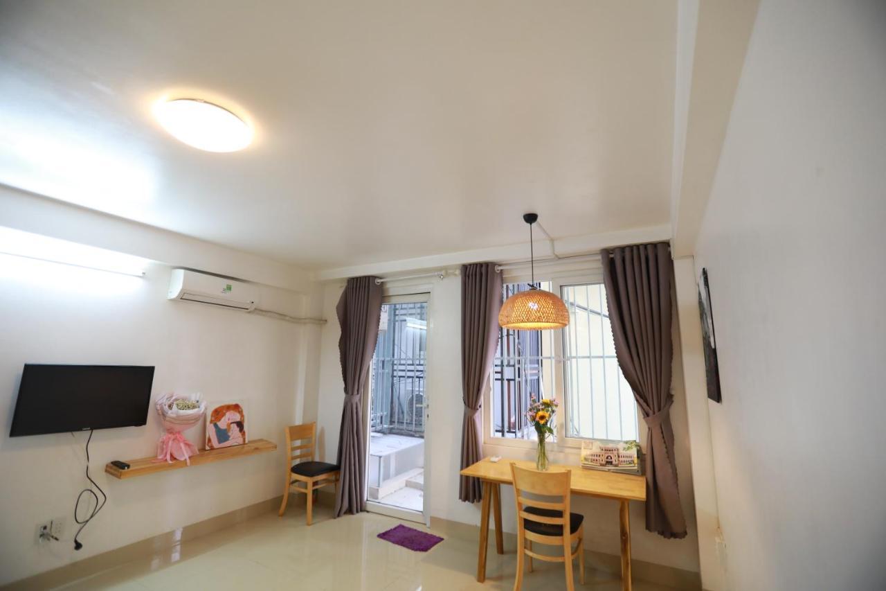 Du 1 Khách sạn hẻo lánh *