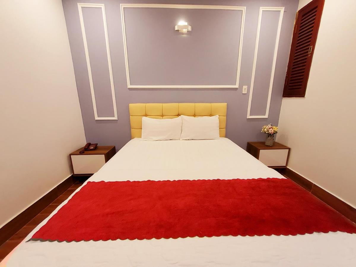 Ngoc Chi Hotel 2*