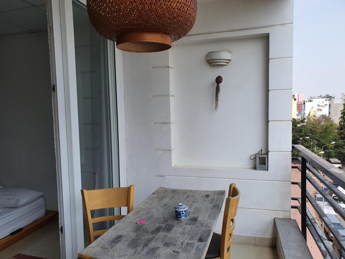 Du 1 Khách sạn hẻo lánh *