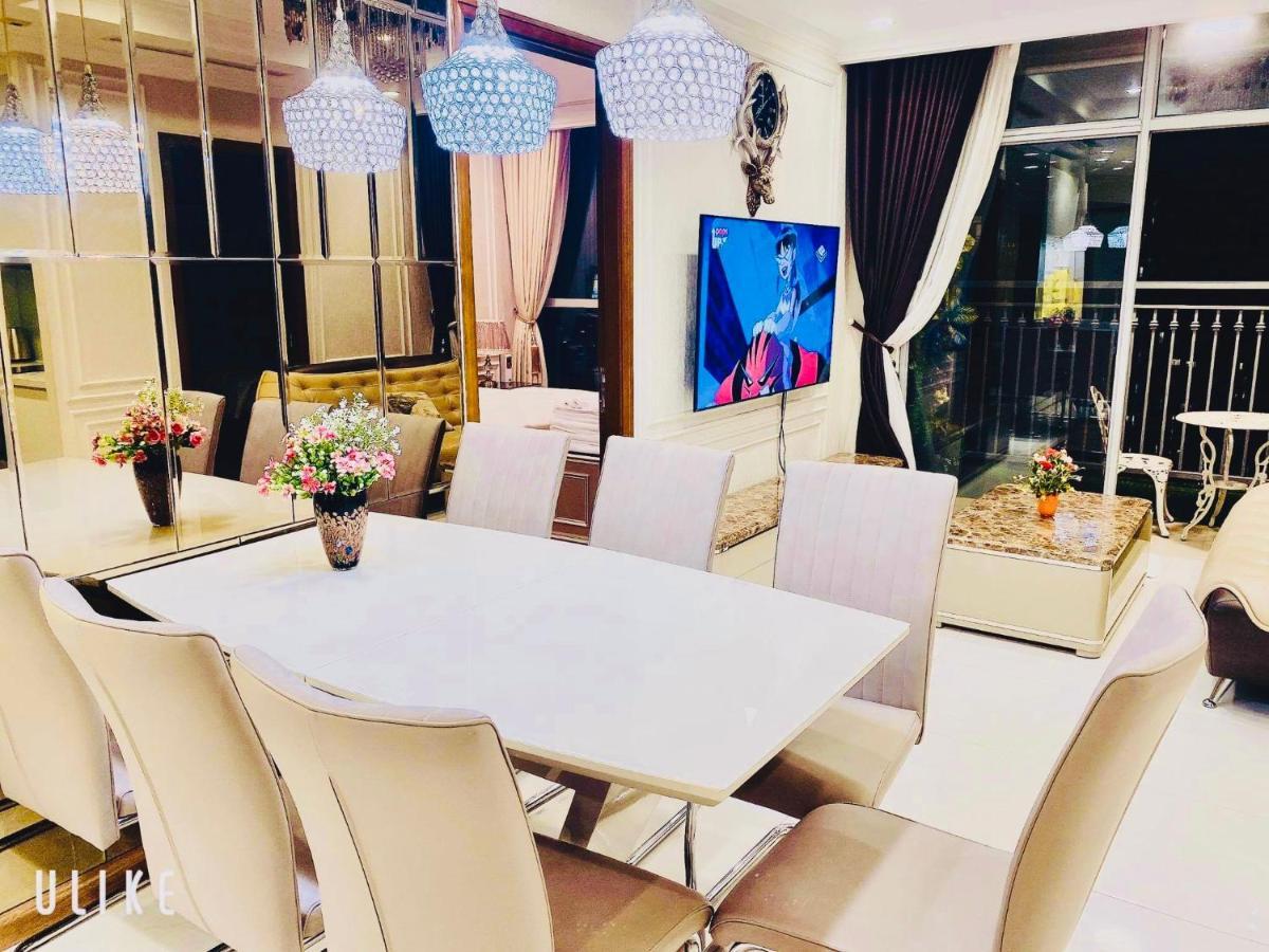 Apartment Vinhomes Park Landmark 1 Ho Chi Minh City