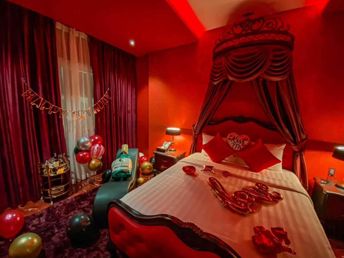 Me Gustas - Khách Sạn Tình Yêu 3*