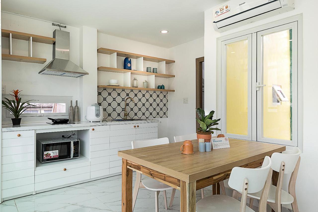 Cozrum Homes - Mango's Apartment