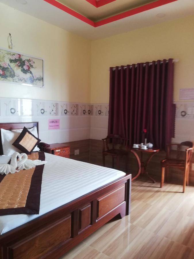 Hotel Khach San Hong Thu 2 *
