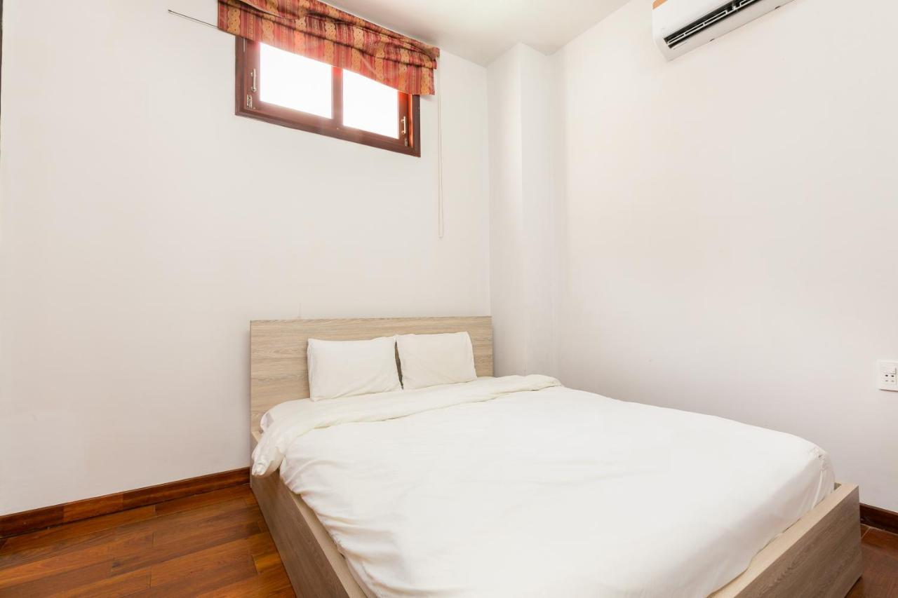 Dlux Saigon Hotel 3*
