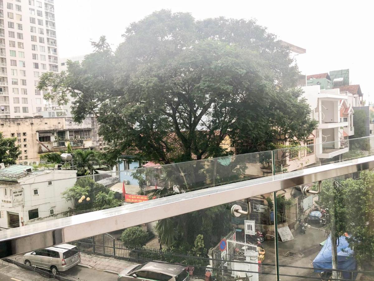 Full House Retreat - The Water Front Aparthotel 3*