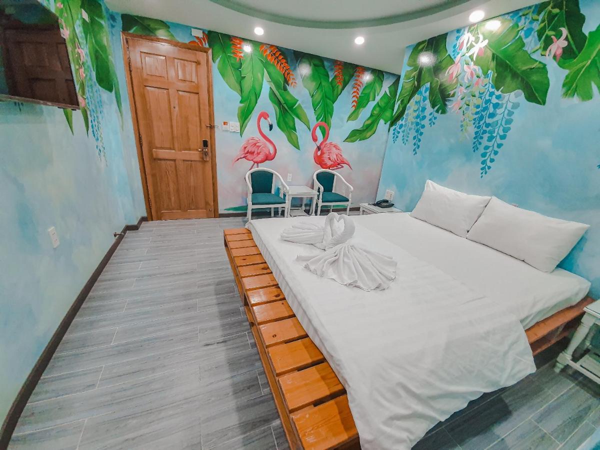 Wonder Hotel