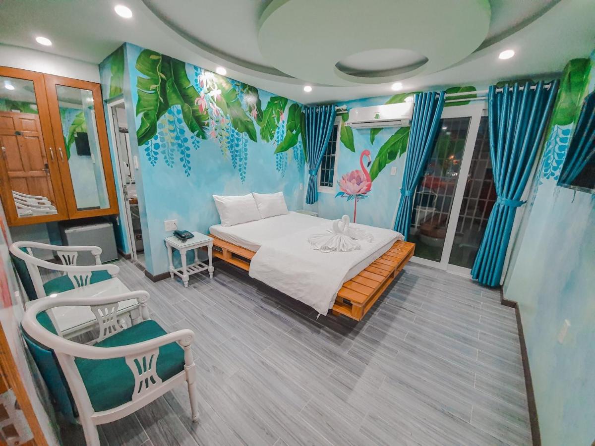 Wonder Hotel