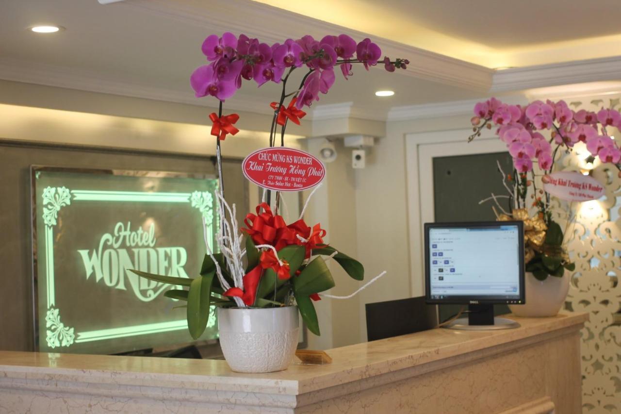 Wonder Hotel *