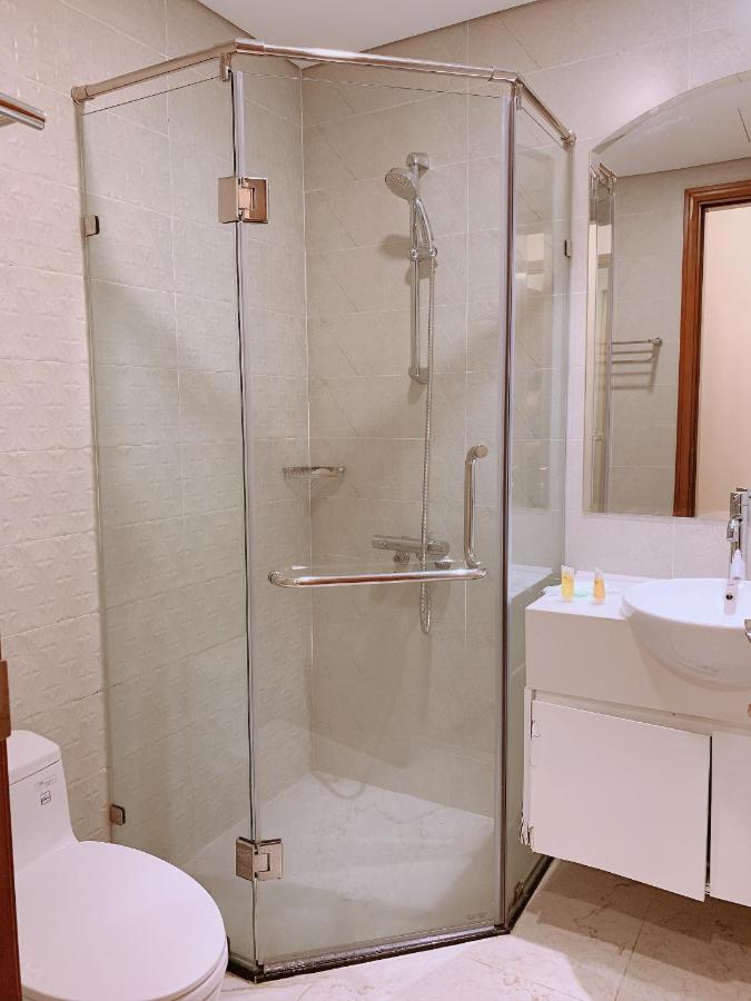 Landmark - Vinhomes Airbnb Apartment